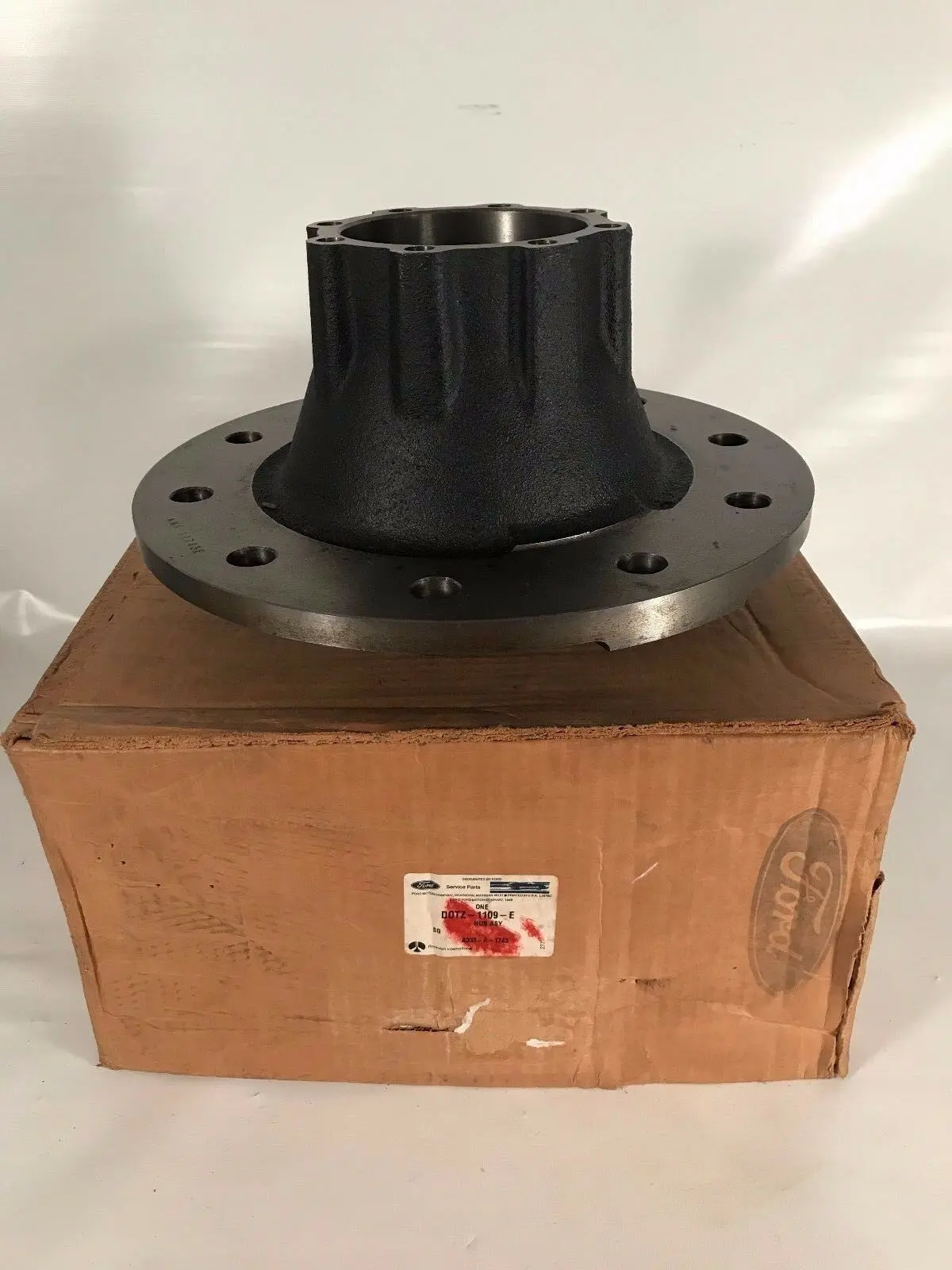 New Rear Hub 10 Bolt For 1969-1989 Ford Medium/Heavy Duty Truck D0tz-1109-E 1