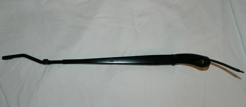New Right (Passenger) Side Windshield Wiper Arm For Sierra, Silverado, Suburban, Tahoe, Yukon And Escalade 22917501 1