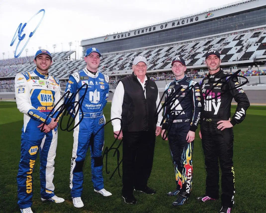 5X Autographed Chase Elliott / Jimmie Johnson / William Byron / Alex Bowman / Rick Hendrick  2019 Hendrick Motorsports Signed 8X10 Inch Picture Nascar Photo With Coa 1