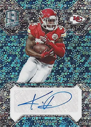 Knile Davis 2016 Panini Spectra Football Spectra Signatures Autograph (Kansas City Chiefs) Rare Blue Parallel Signed Insert Nfl Collectible Football Trading Card #18/50 1