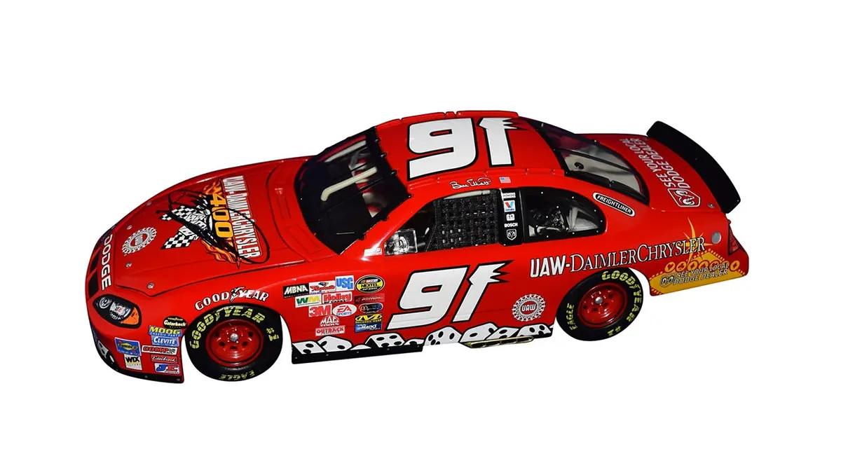 Autographed 2004 Bill Elliott #91 Las Vegas Race (Uaw-Daimlerchrysler 400) Race-Used Tire Piece Included Vintage Signed Action 1/24 Scale Nascar Diecast Car With Coa (1 Of Only 5,148 Produced) 2