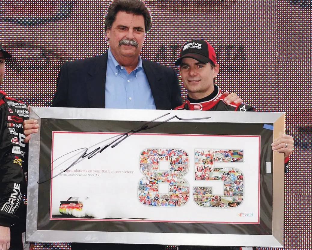 Autographed 2011 Jeff Gordon #24 Atlanta Race Win 85Th Career Victory (Historical Moment With President Mike Helton) Signed 8X10 Inch Picture Nascar Glossy Photo With Coa 1