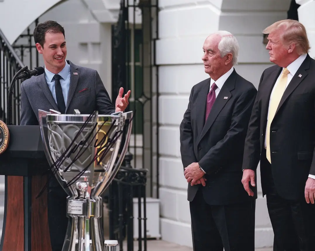 Autographed 2018 Joey Logano #22 Pennzoil Racing The White House President Trump (2018 Champion) Signed 8X10 Inch Picture Nascar Glossy Photo With Coa 1