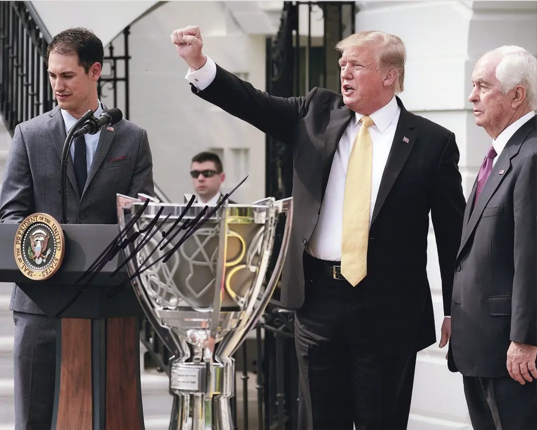 Autographed 2018 Joey Logano #22 Pennzoil Racing The White House President Trump (2018 Championship) Signed 8X10 Inch Picture Nascar Glossy Photo With Coa 1