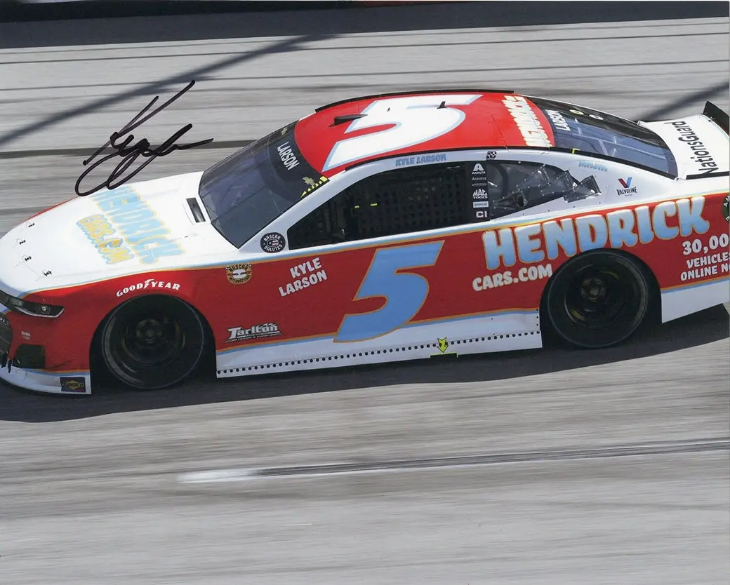 Autographed 2021 Kyle Larson #5 Hendrick Motorsports Darlington Throwback Weekend Signed 8X10 Inch Picture Nascar Glossy Photo With Coa 1