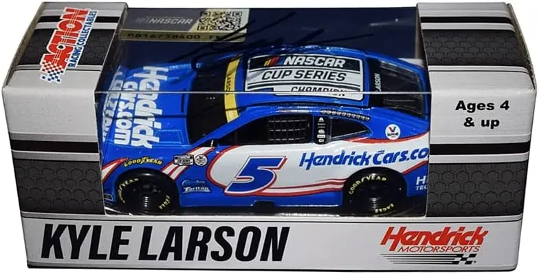 Autographed 2021 Kyle Larson #5 Hendrick Motorsports Nascar Champion Action Championship Car Signed Action 1/64 Scale Nascar Diecast With Coa 1