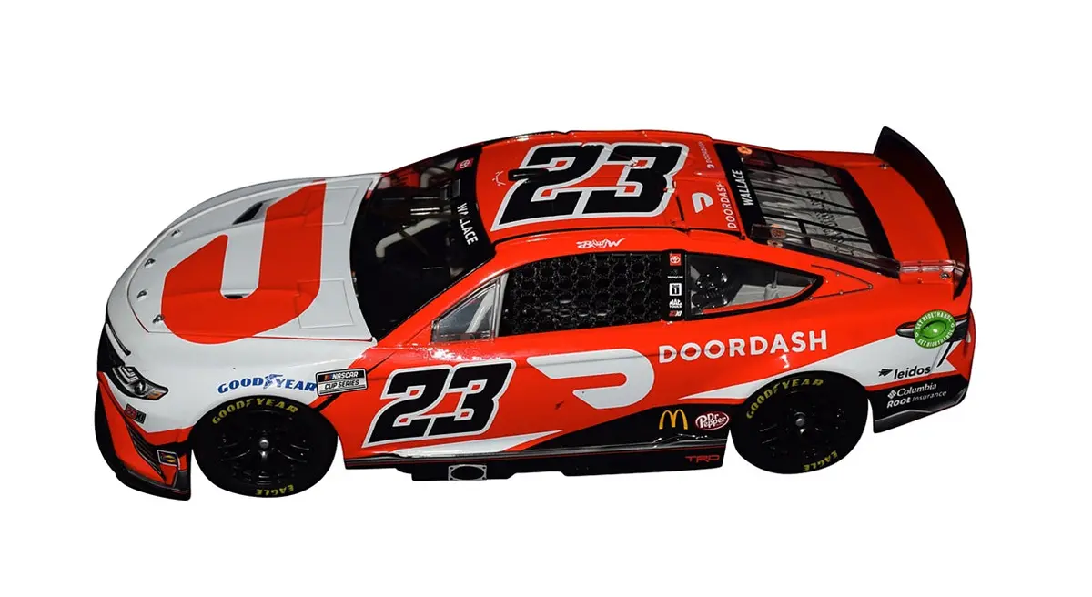 Autographed 2022 Bubba Wallace #23 Door Dash Next Gen Toyota (23Xi Racing) Signed Lionel 1/24 Scale Nascar Diecast With Coa (#127 Of Only 504 Produced) 2