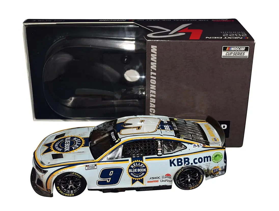 Autographed 2022 Chase Elliott #9 Kbb Racing Bristol Dirt Race (Next Gen Car) Raced Version Signed Lionel 1/24 Scale Nascar Diecast Car With Coa (#605 Of Only 624 Produced) 1