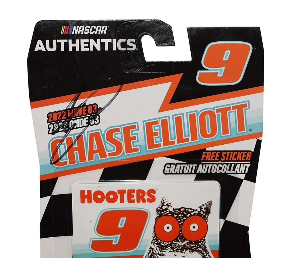 Autographed 2022 Chase Elliott #9 Hooters Racing (Hendrick Motorsports) Nascar Authentics Wave 03 Signed Collectible 1/64 Scale Nascar Diecast Car With Coa 2