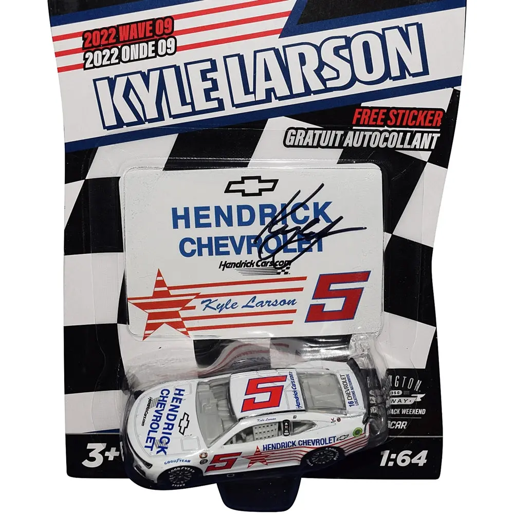 Autographed 2022 Kyle Larson #5 Hendrick Chevrolet Darlington Throwback (Next Gen Camaro) Wave 9 Signed Collectible 1/64 Scale Nascar Diecast Car With Coa 2