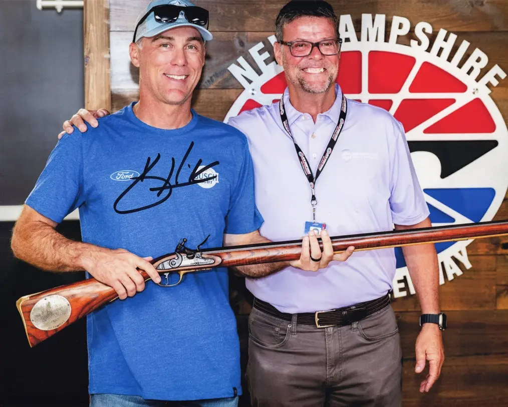 Autographed 2023 Kevin Harvick #4 Busch Racing Retirement Tribute Musket (New Hampshire Speedway) Signed 8X10 Inch Picture Nascar Photo With Coa 1