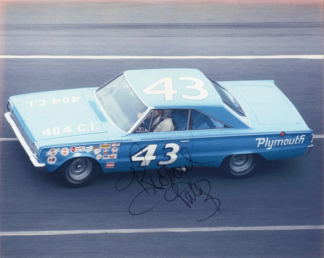 Autographed 1966 Richard Petty #43 Plymouth Racing Daytona 500 Car (Vintage) Signed 8X10 Inch Picture Nascar Glossy Photo With Coa 1