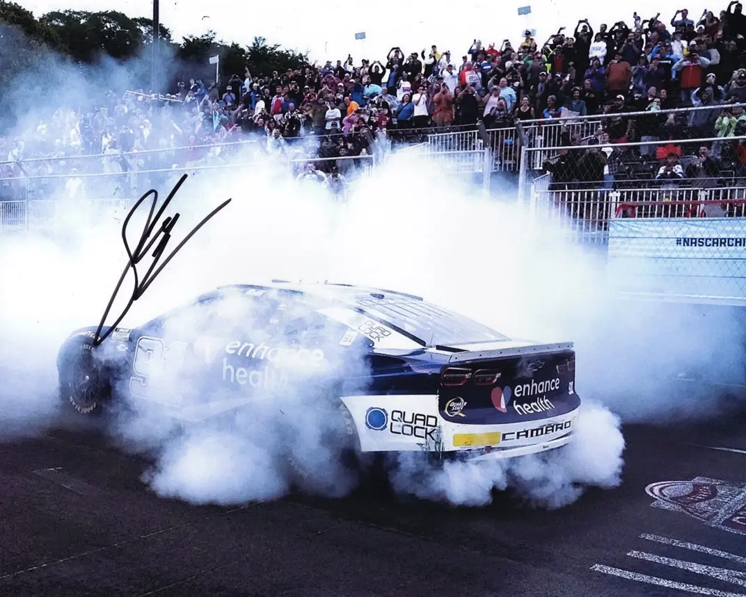 Autographed 2023 Shane Van Gisbergen #91 Trackhouse Team Chicago Street Race Win (Victory Burnout) Rookie Svg Signed 8X10 Inch Nascar Glossy Photo With Coa 1