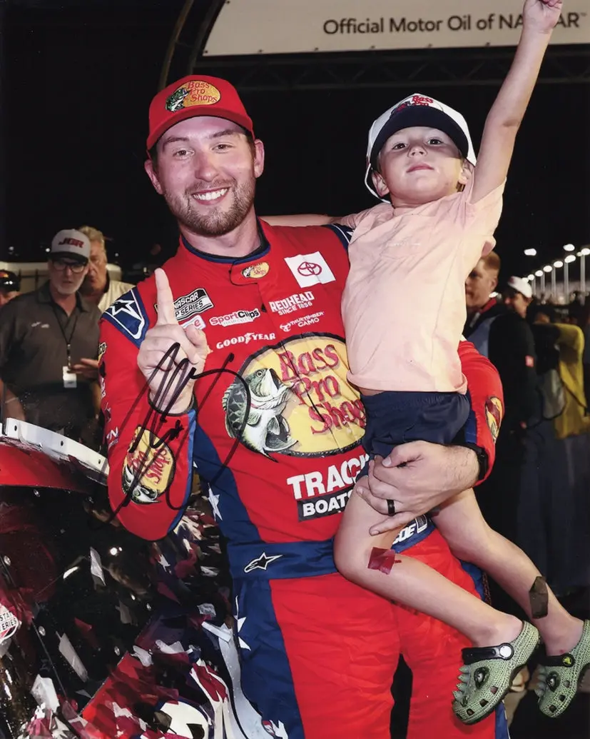 Autographed 2025 Chase Briscoe #19 Bass Pro Shops Patriotic - Darlington Race Win (Victory Lane With Family) Signed 8X10 Inch Picture Nascar Glossy Photo With Coa 1