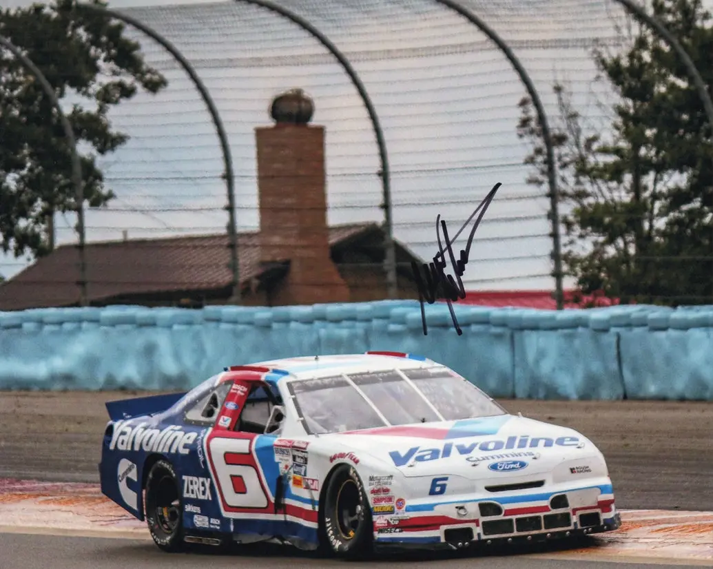 Autographed Mark Martin #6 Valvoline Racing - Winston Cup Series (Vintage) Signed 8X10 Inch Picture Nascar Glossy Photo With Coa 1