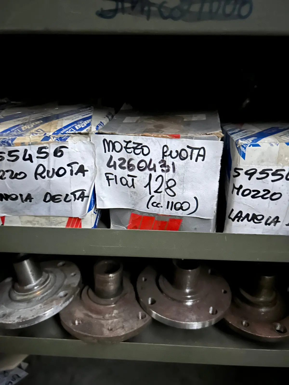 Mozzo Ruota Ant. Fiat 127-Fiat Uno-A112 4260431 1