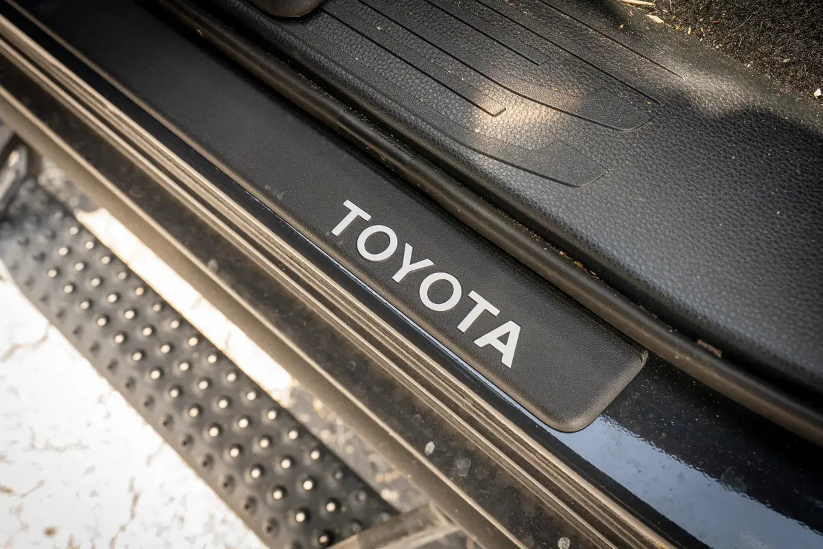 Toyota Front Door Sill Letter Overlays - 2024+ Tacoma / 2025+ 4Runner 1