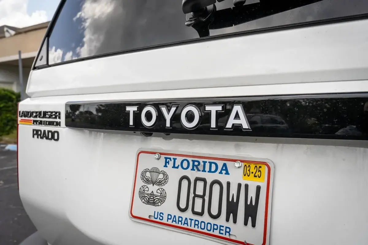 "Toyota" Rear Tailgate Emblem Overlays - 2024+ Land Cruiser 1
