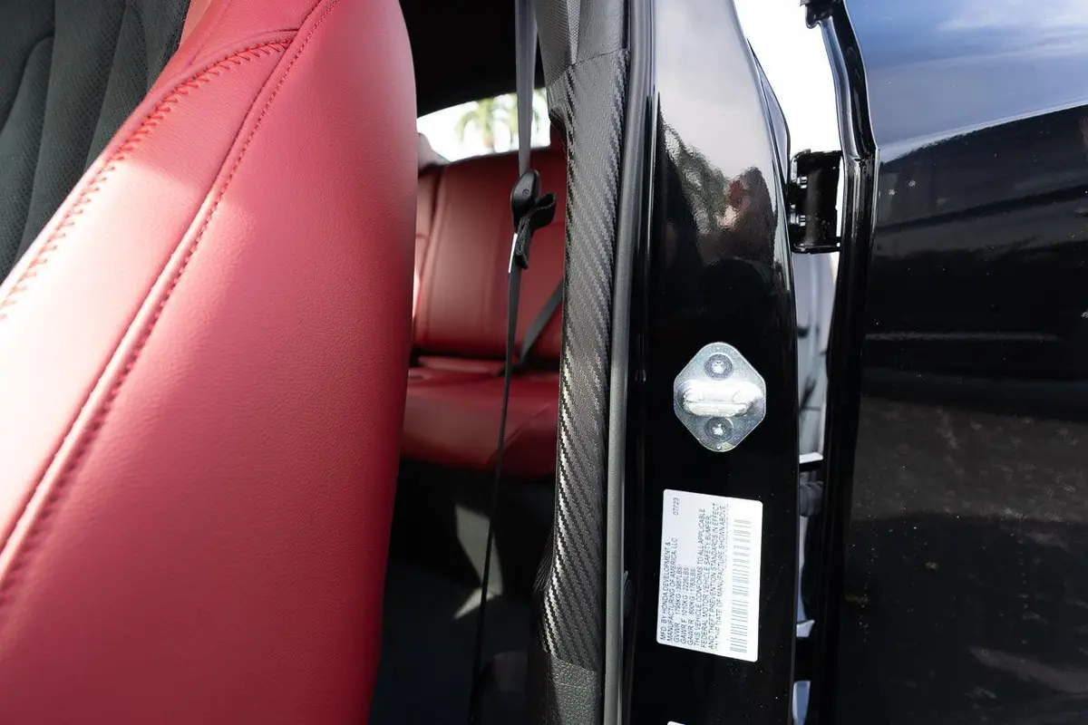 3D Carbon Fiber Seatbelt Trim Protector - 2023+ Integra / 2022+ Civic 1