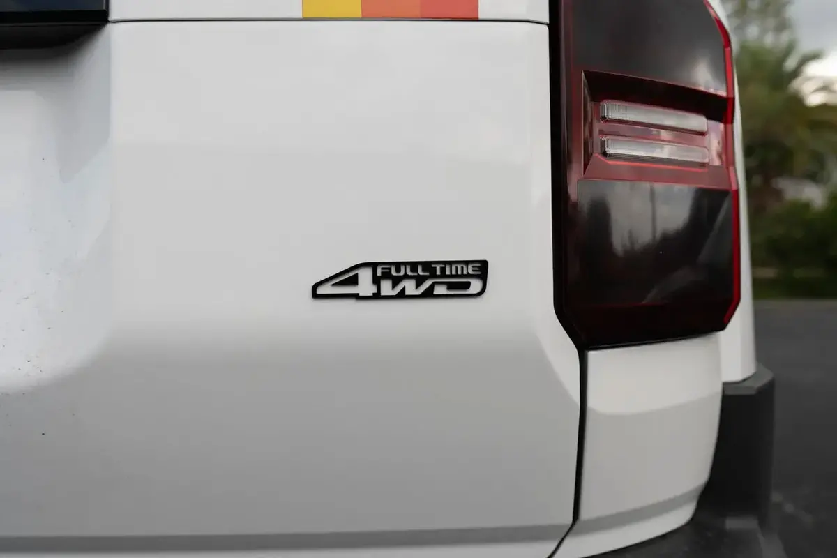 Full Time 4Wd Acrylic Laser Series Tailgate Badge - 2024+ Land Cruiser / Gx550 / 2025+ 4Runner Limited 1
