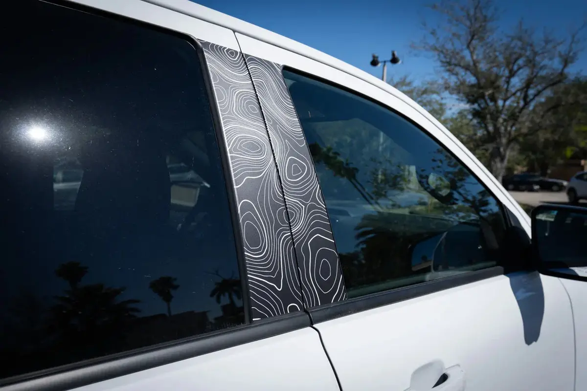 Topographic B Pillar Overlays - 2024+ Ranger 1