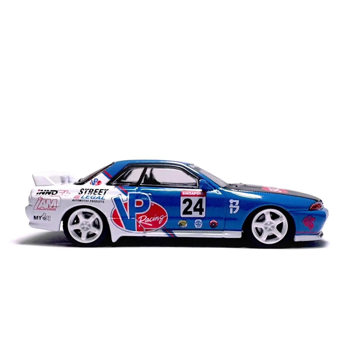 Inno64 Nissan Skyline Gt-R (R32) Singapore Diecast Expo X Iam 2024 Special Edition 1