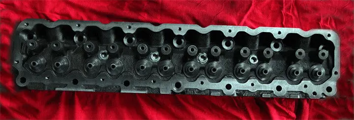 Jeep 4.0 Cylinder Head 1