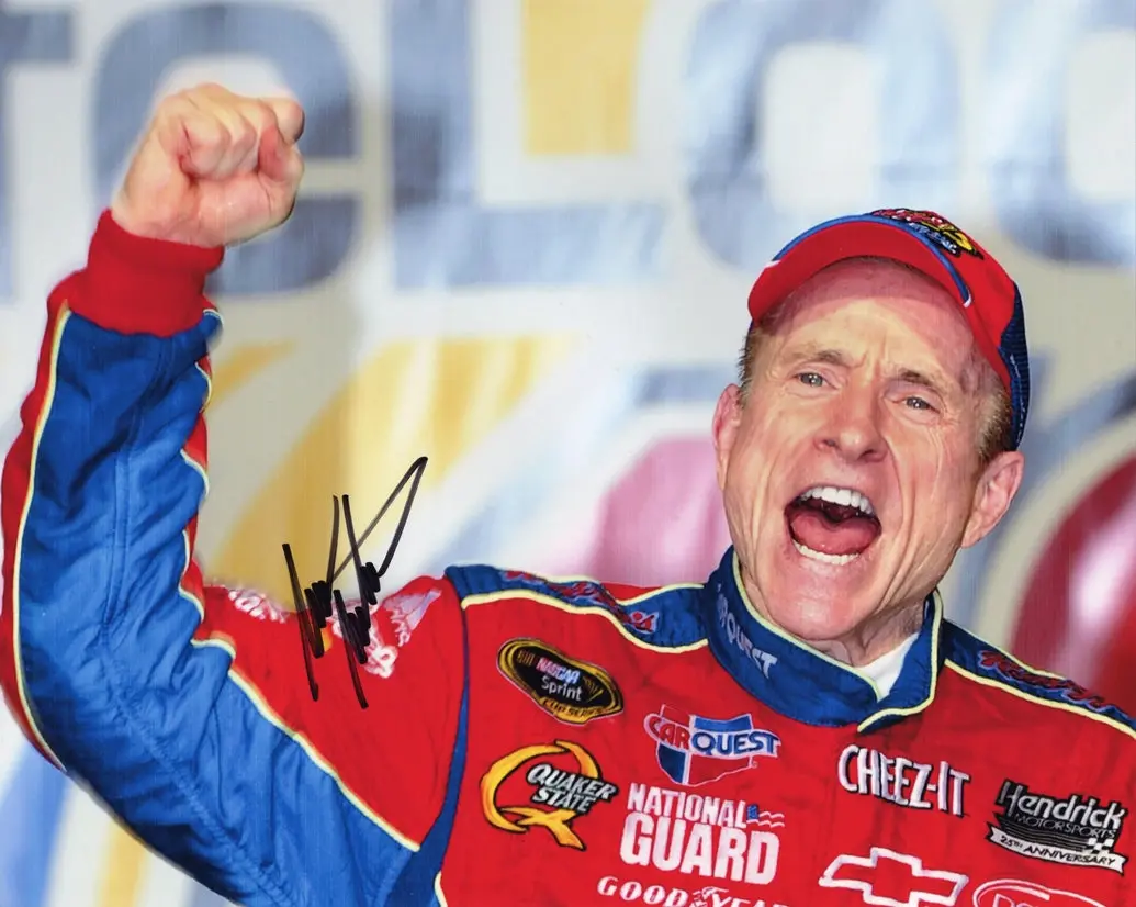 Autographed 2009 Mark Martin #5 Phoenix Race Win (Victory Lane) Signed 8X10 Inch Picture Nascar Glossy Photo With Coa 1