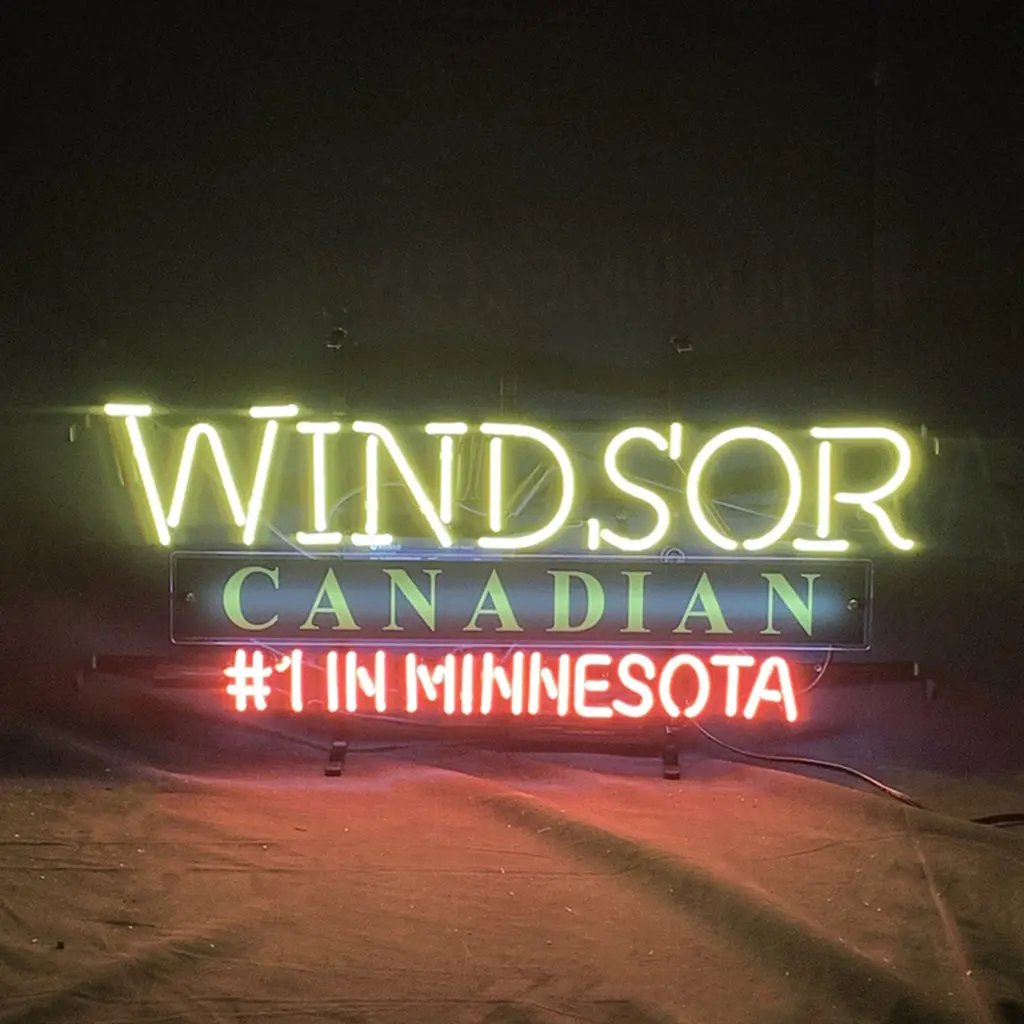 Windsor Canadian#1 In Minnesota Neon Signs 1