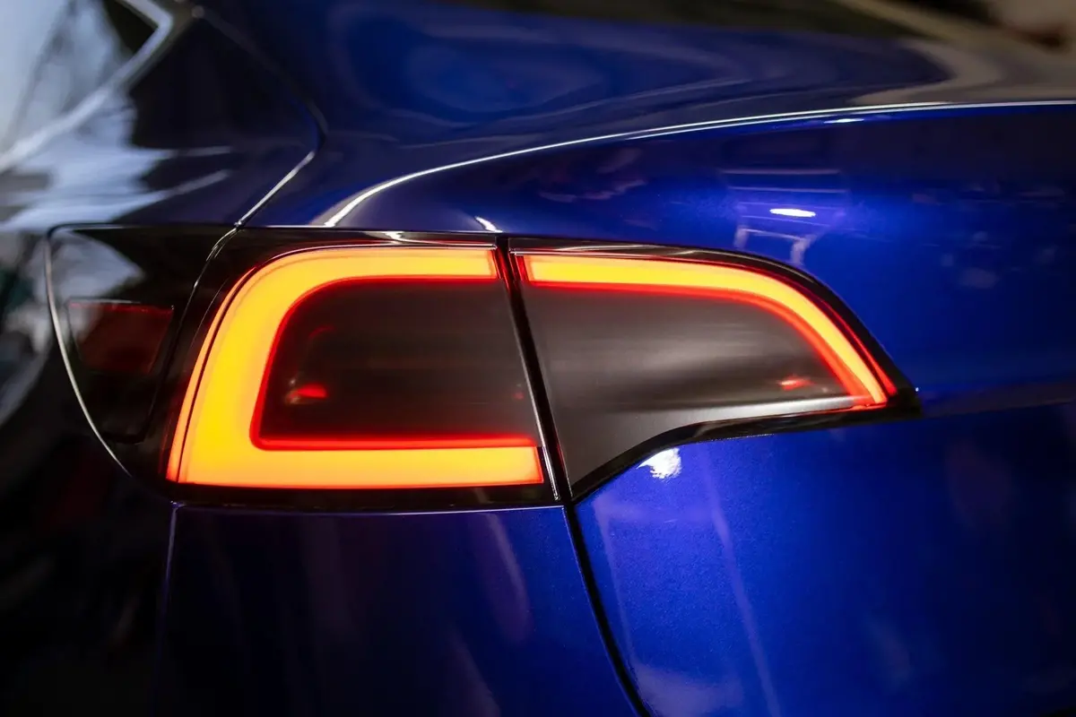 Aftermarket Taillight Overlays - 2017-2023 Tesla Model 3 / Model Y 1
