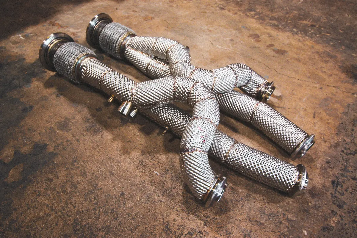 Lamborghini Aventador / S / Sv / Svj Free Flow Front Pipes - Equal Length 1