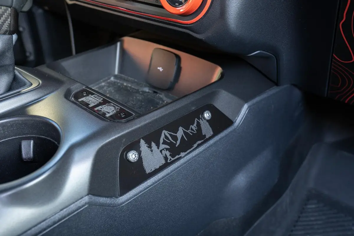Laser Series Center Grab Handle Delete - 2021+ Bronco 1