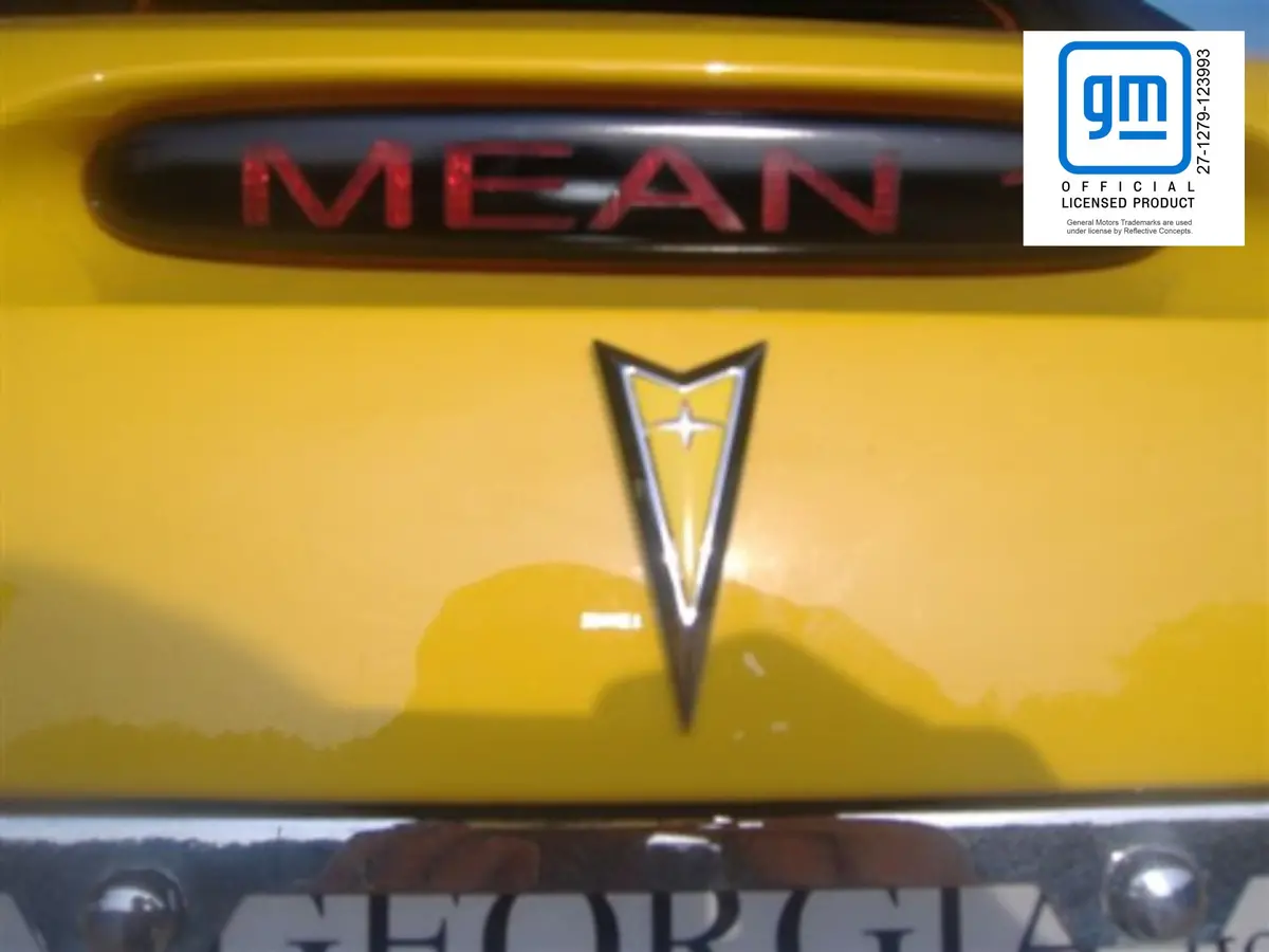 Rear Arrowhead Overlay Decal - 06-09 Solstice 1