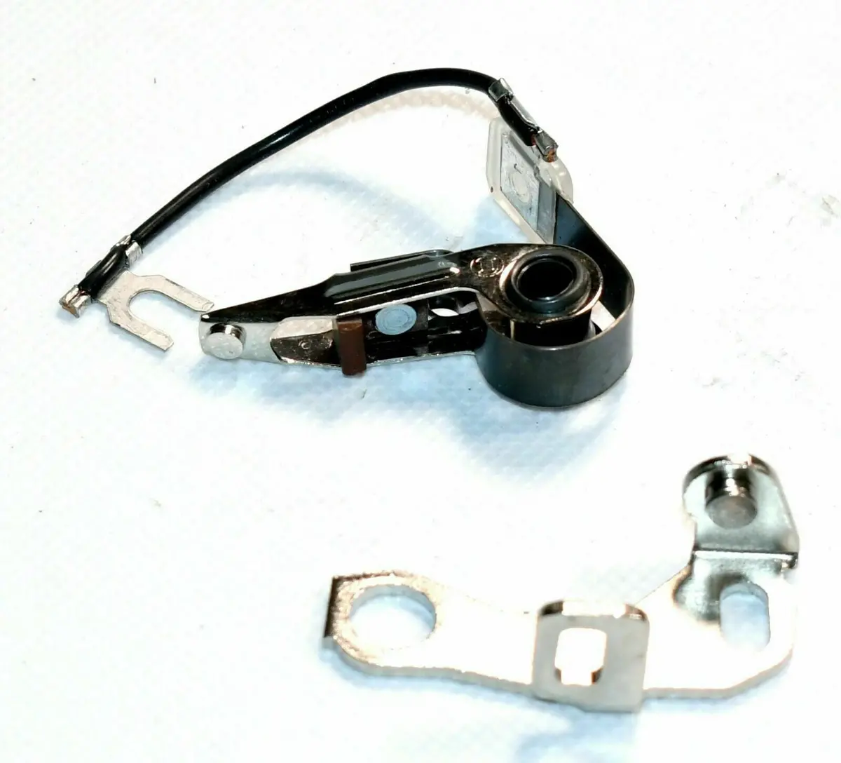 New Bosch Ignition Points For Alfa Romeo, Bmw, Saab 1237013007 1 237 013 007 1