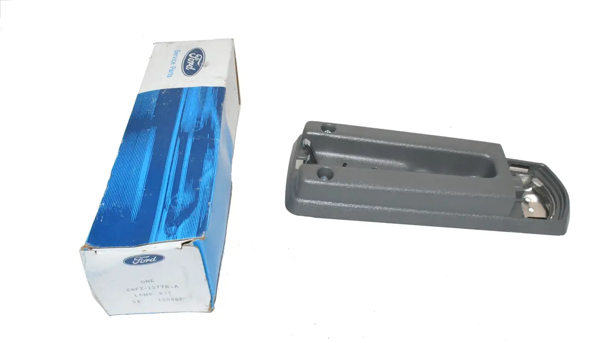 New Dome Light Lamp Housing For 1985-1990 Escort Lynx E6fz-13776-A 1