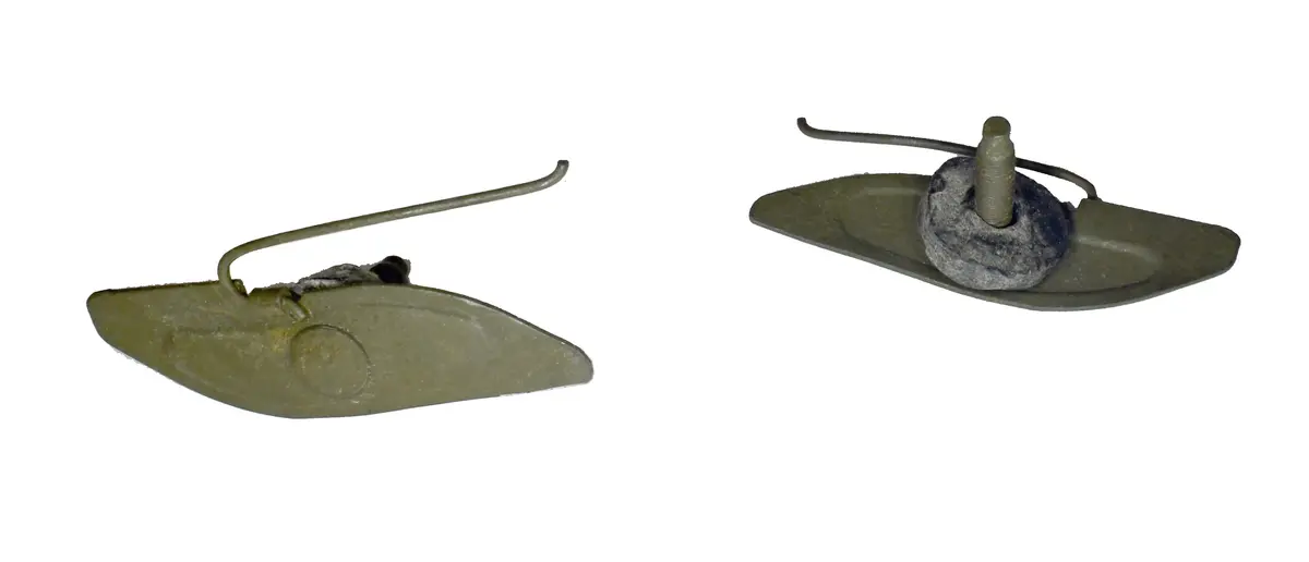 New Pair Of Quarter Panel Trim Clips For 1971-1972 Ford Country Squire 1