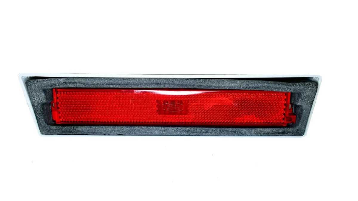 New Lh Side Marker Lens For 1980-1981 Lincoln Town Car E0vy-15A201-D 1