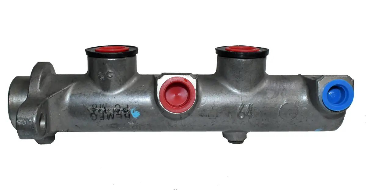 Brake Master Cylinder For Select Ford F-250, F-350, E-250, E-350 R120368 1