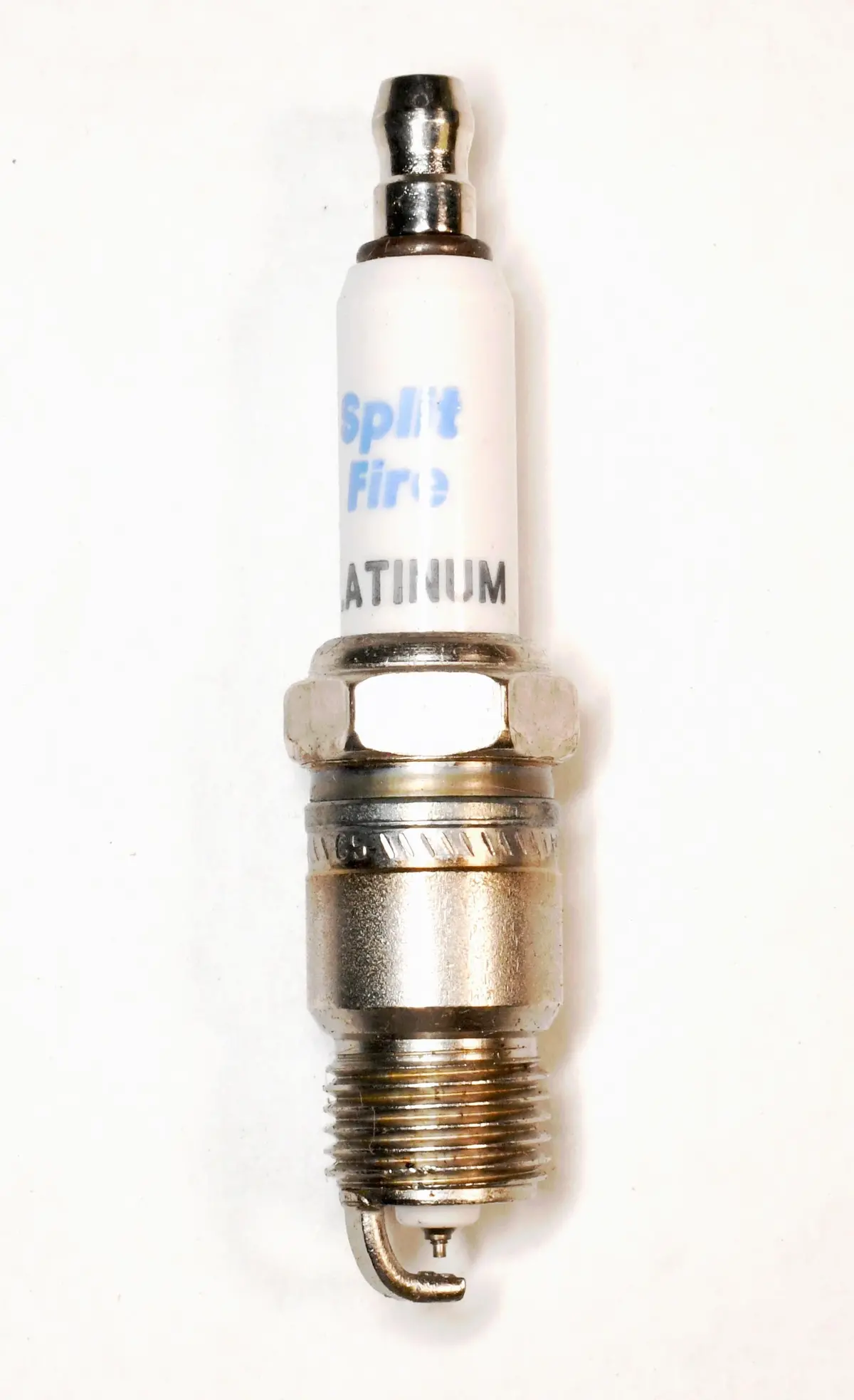 Pair (2) Of Splitfire Platinum Performance Spark Plugs For 1970-1997 Gm Ford 1