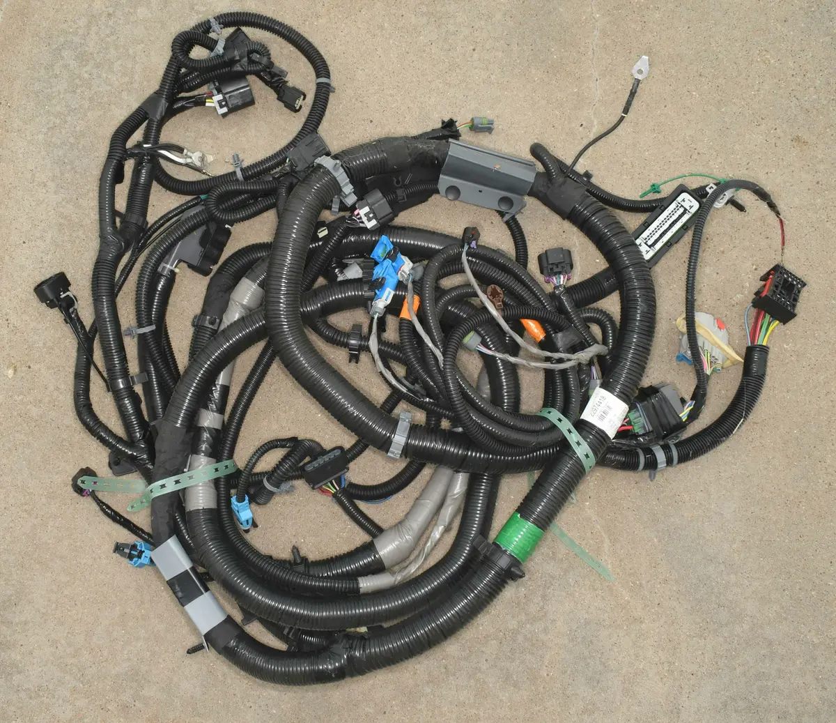 New Chassis Wiring Harness For 2012-2014 Escalade, Suburban, Yukon Xl 22974418 1