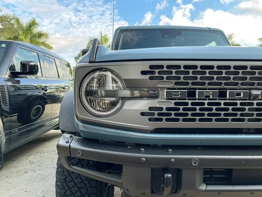 Smoked Signature Drl Bar Overlays - 2021+ Bronco (Signature Headlights) 1