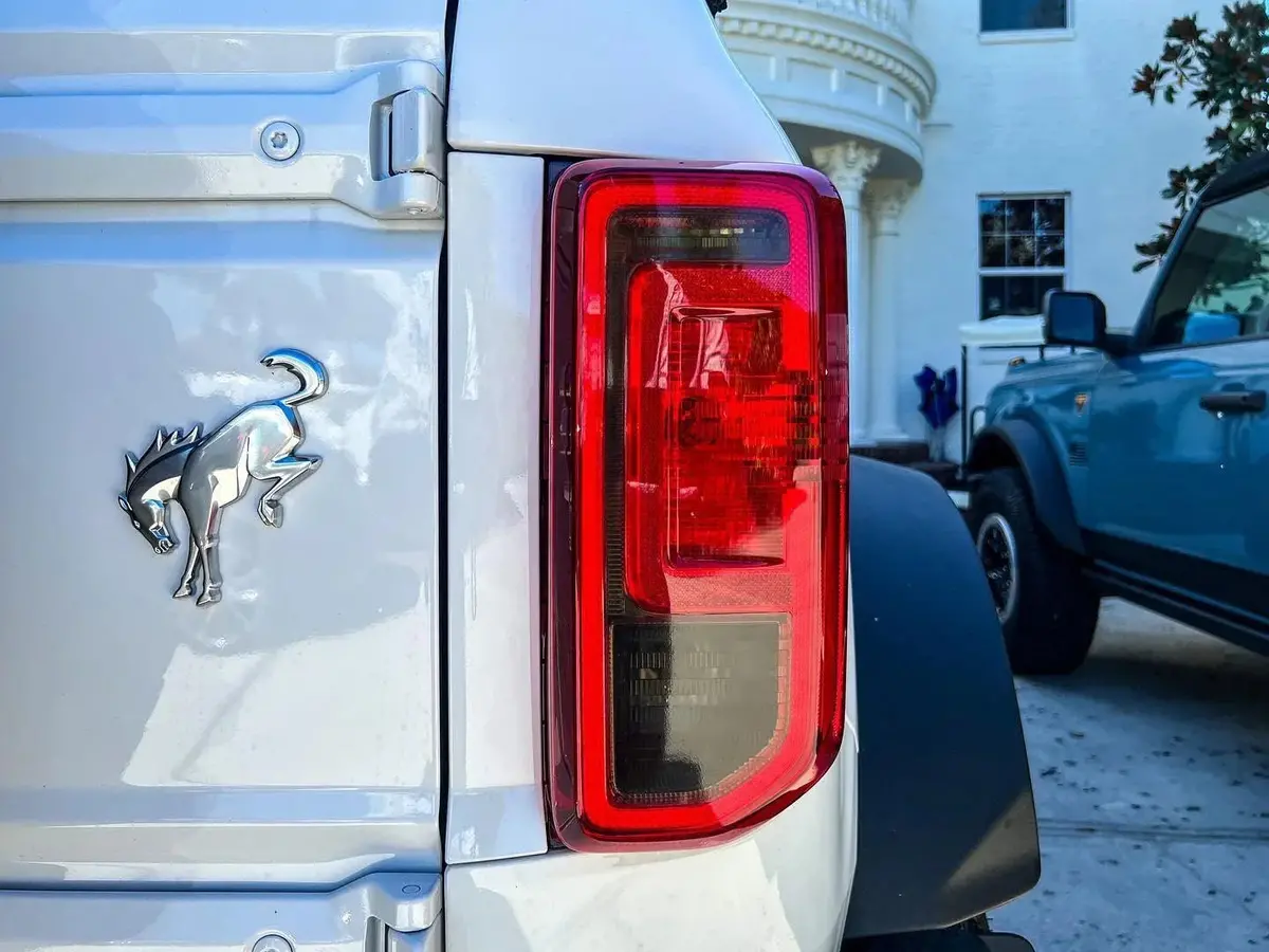 Version 1H Tail Light Overlays - 2021+ Bronco (W/ Halogen Taillights) 1