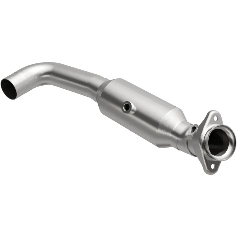 Magnaflow Direct-Fit Catalytic Converter For 2015–2017 Ford F-150 – 5.0L V8 Engine 1